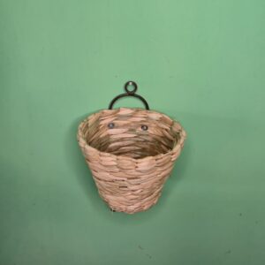 Floreira com Gancheira na Fibra de Taboa - P - Imagem 3