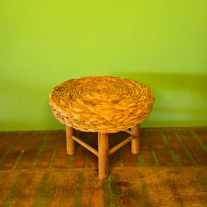 Mini Banco Decorativo na Madeira e Fibra de Taboa - M - Imagem 3