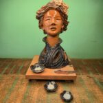 Escultura Boneca Japonesa na Cerâmica Esmaltada - Juliana Takayama
