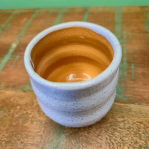 Mini Copo Branco na Cerâmica Esmaltada - Juliana Takayama - Imagem 3