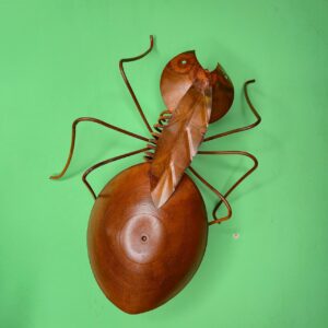 Formiga em Ferro com Folha - G - Imagem 3