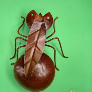Formiga em Ferro com Folha - P - Imagem 6