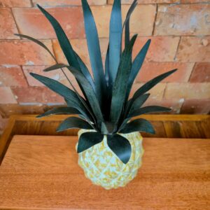 Abacaxi com Coroa de Ferro - Branco - Imagem 3