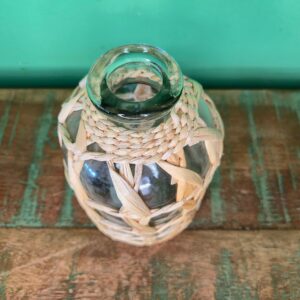 Garrafa em Vidro Envolvida na Fibra de Taboa - P - Imagem 4