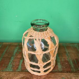 Garrafa em Vidro Envolvida na Fibra de Taboa - P - Imagem 3