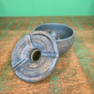 Cinzeiro P Cinza na Cerâmica Esmaltada - Juliana Takayama - Imagem 5