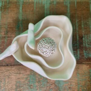 Flor de Cheiro G Branca com Passáros - Juliana Takayama - Imagem 4