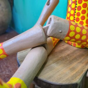 Boneco Palhaço Articulado Amarelo e Laranja - Imagem 6