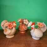 Galinha de Cerâmica com Flores - Branco P