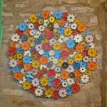 Quadro Mural de Flores Esculpidas em Madeira