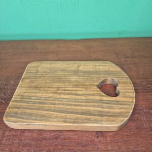 Tábua Quadrada com Detalhe em Coração - Imagem 3