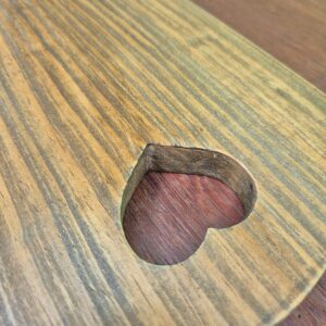 Tábua Quadrada com Detalhe em Coração - Imagem 4