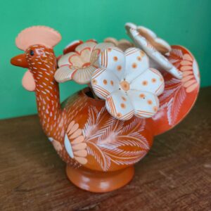 Galinha de Cerâmica com Flores - Marrom P - Imagem 4